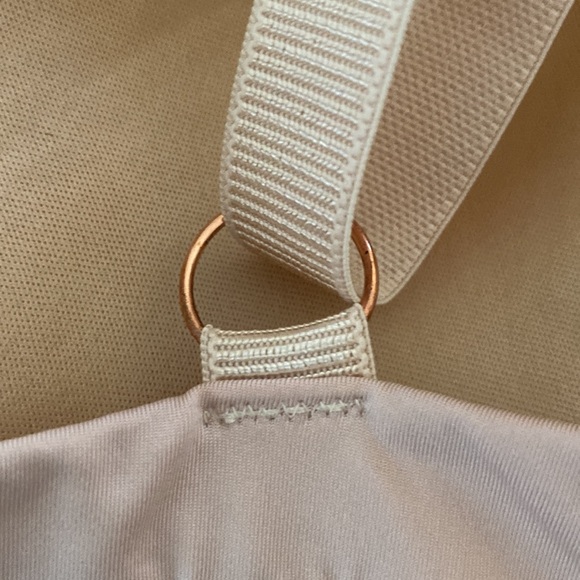 Rachel Roy cream tan color padded bra size 40 D like new - Picture 7 of 12